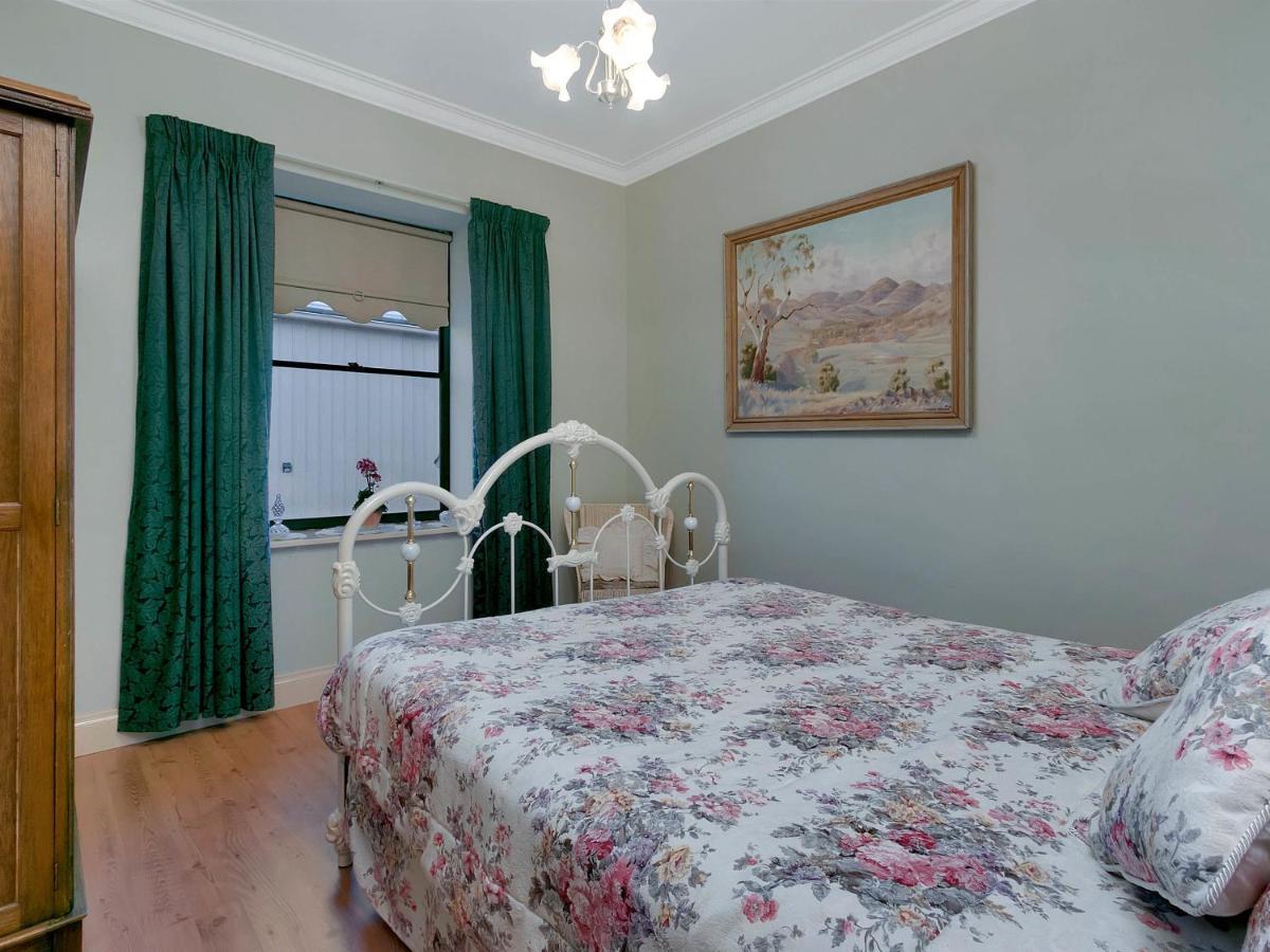 Lake Bywater Cottage Walker Flat 외부 사진